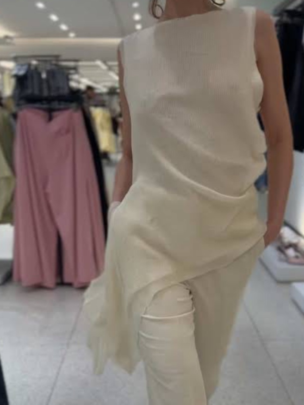 Zara Sleeveless Cream Top